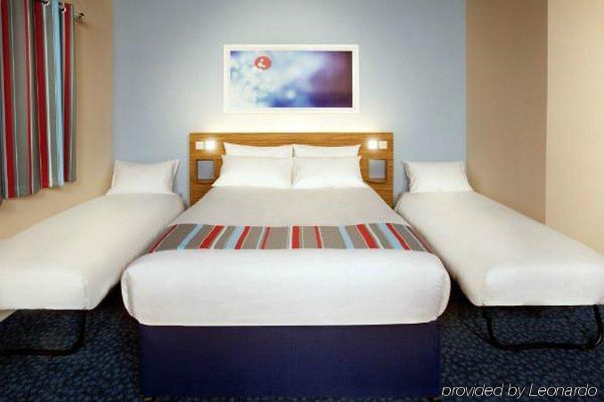 Travelodge Glasgow Paisley Road Exterior foto