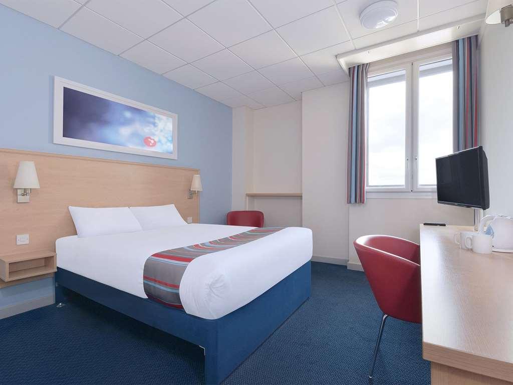 Travelodge Glasgow Paisley Road Zimmer foto