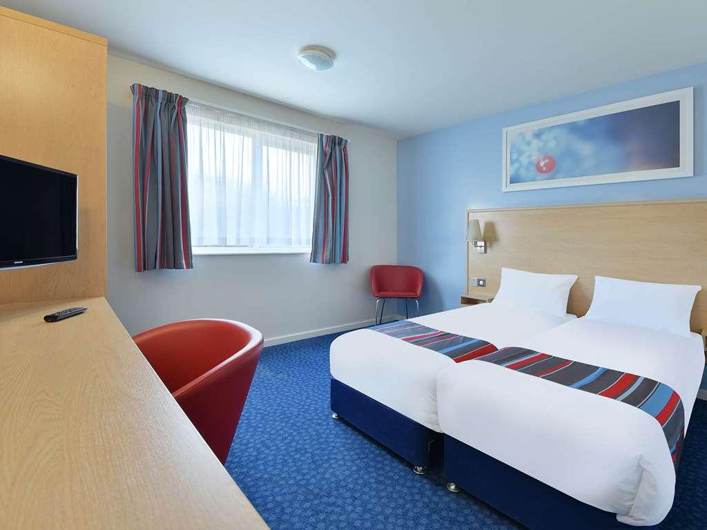 Travelodge Glasgow Paisley Road Zimmer foto