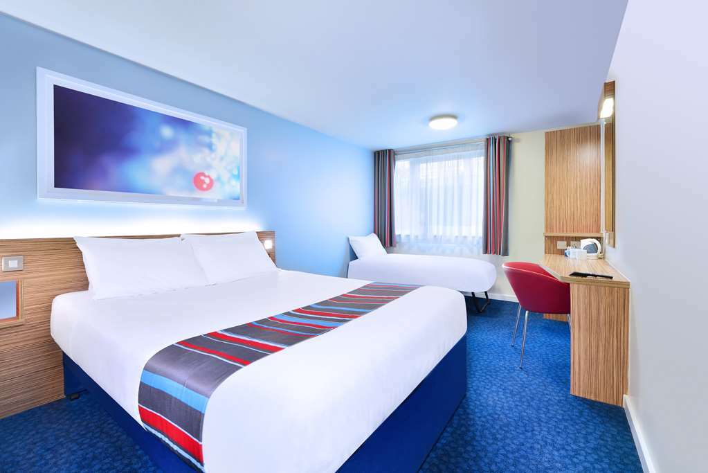 Travelodge Glasgow Paisley Road Zimmer foto
