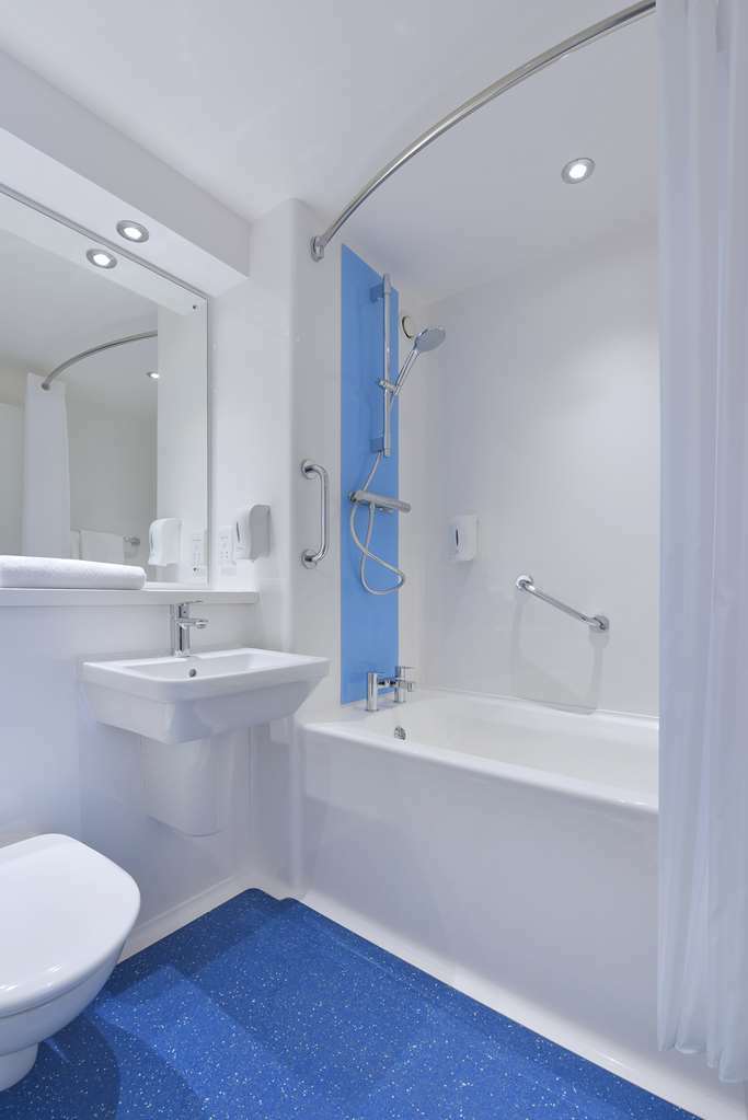Travelodge Glasgow Paisley Road Zimmer foto